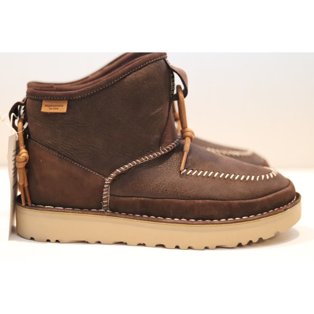 UGG Campfire Crafted Regenerate Boots Sz 8